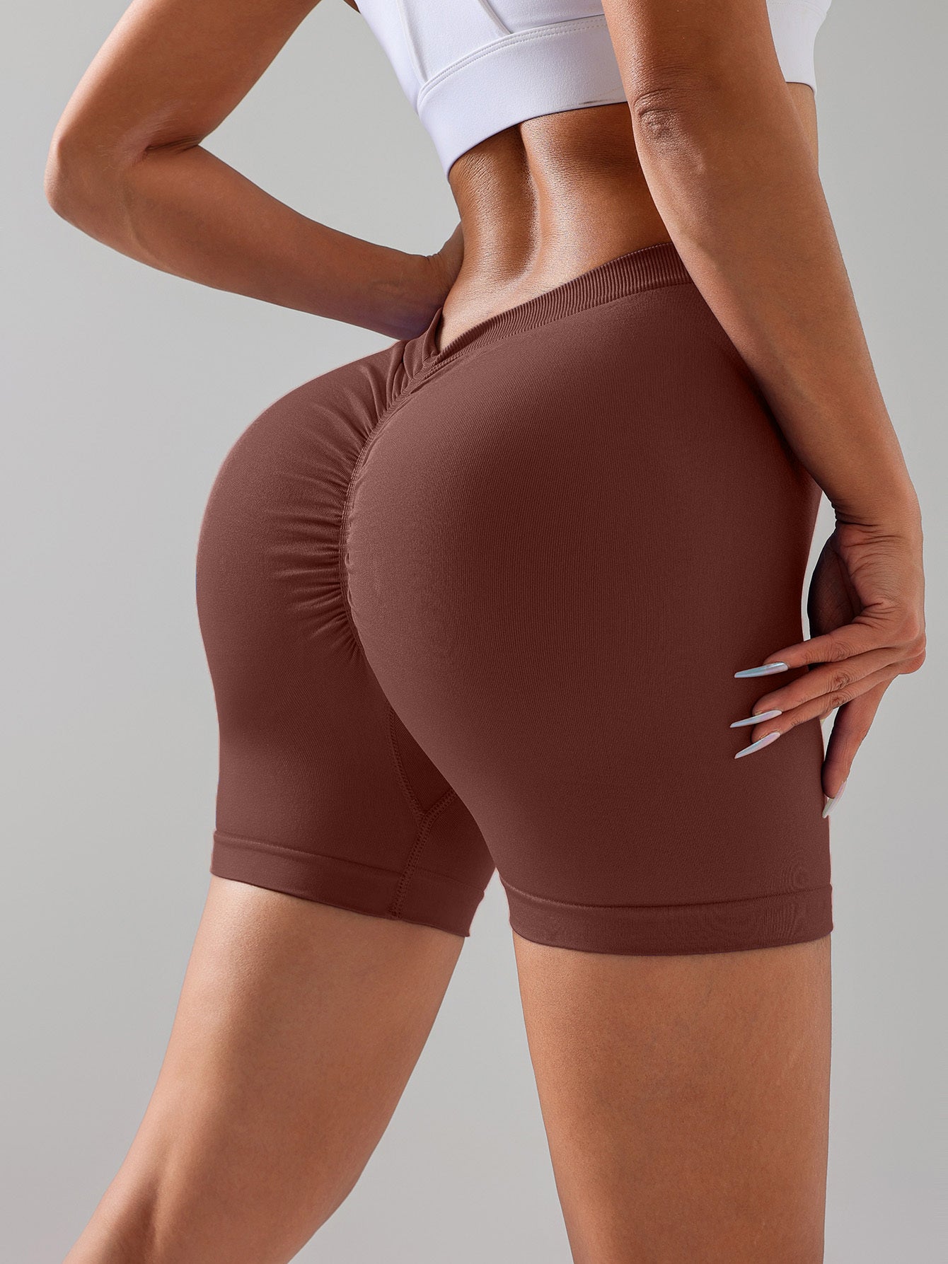 Beyondfit 2 Workout Shorts Sculpting V-Back - Butt Lifting