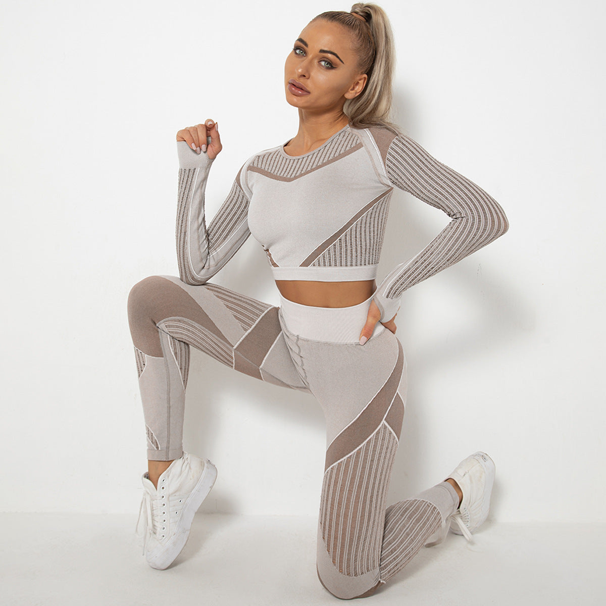 Beyondfit Yoga Outfit - Quick Dry Full Body Fit